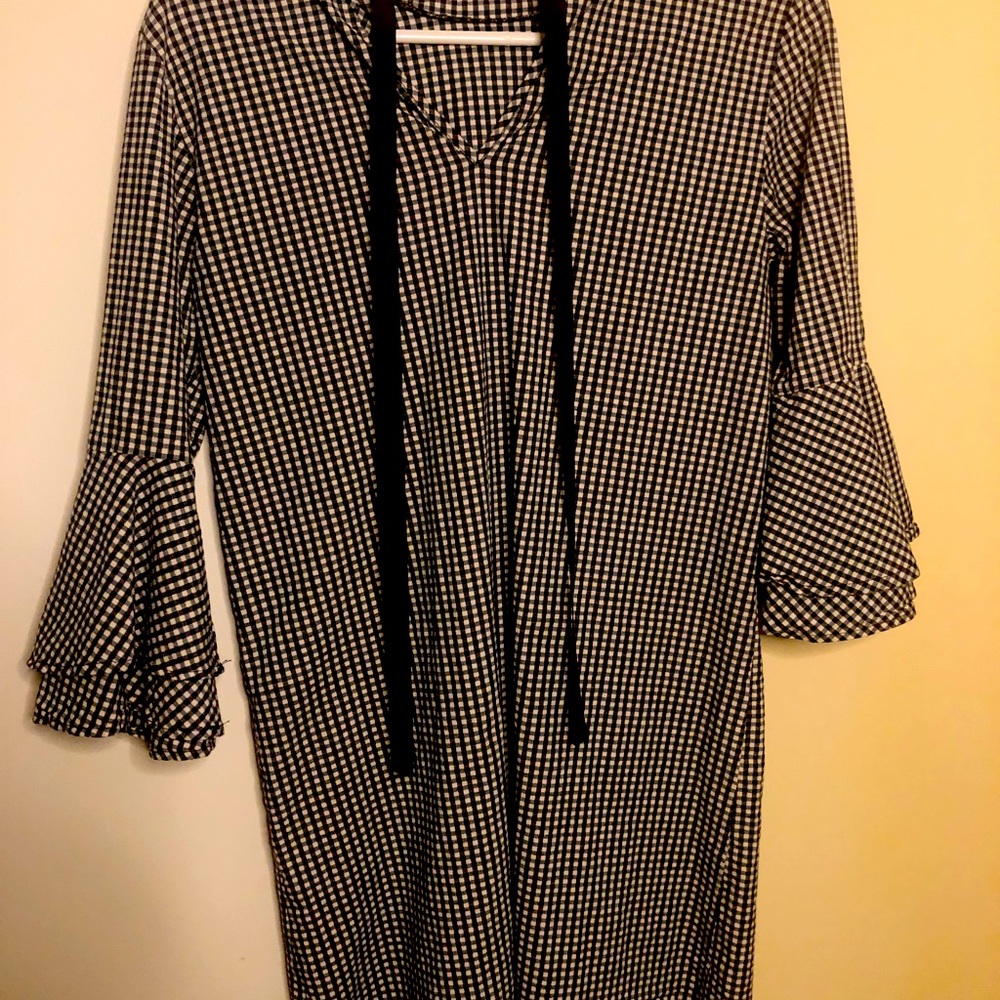 Boutique Checkered Dress SMALL
